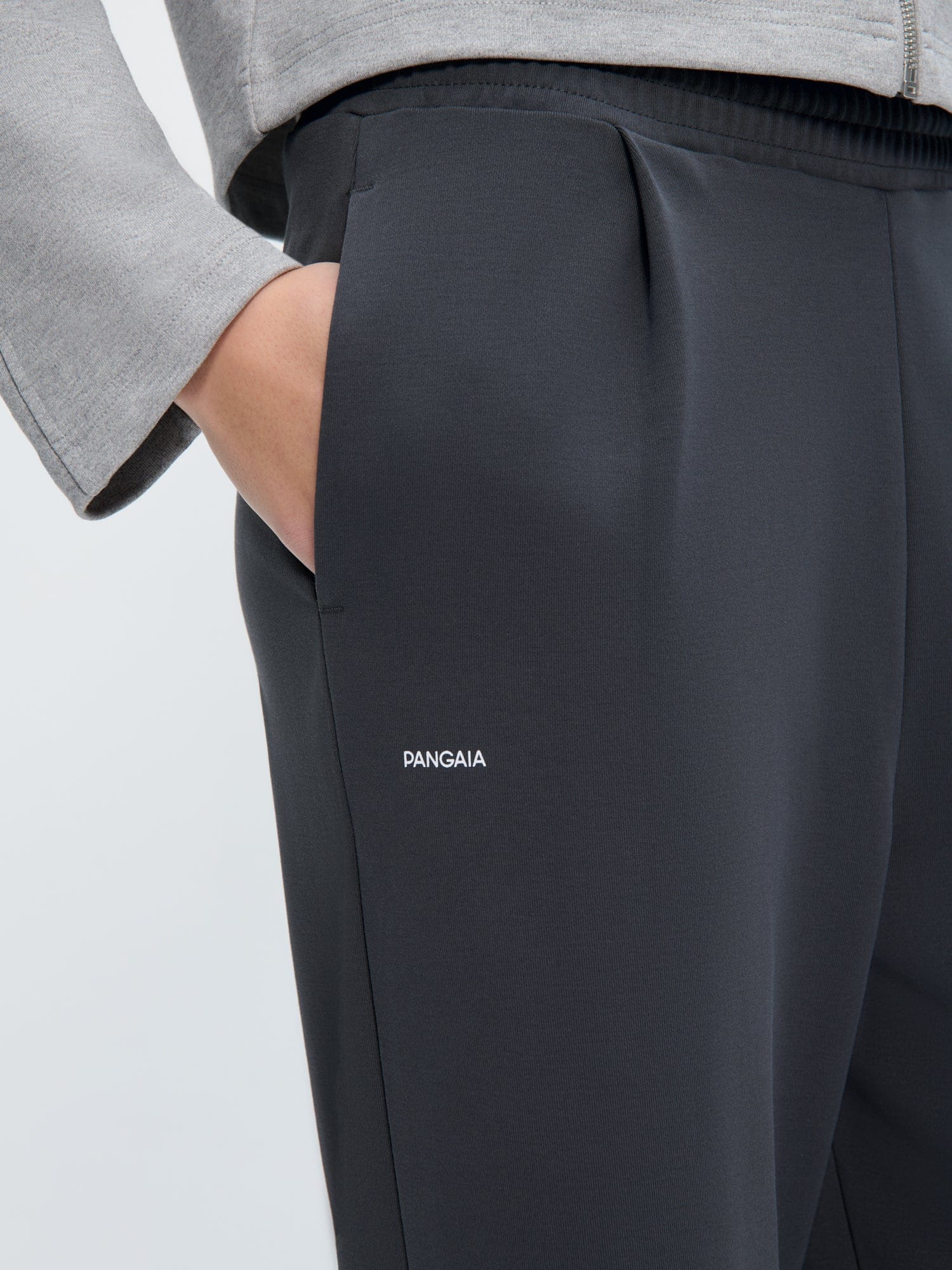 Womens Double Jersey Pleated Trousers—Smoked Black - Image 3